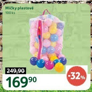 Plastové míčky
