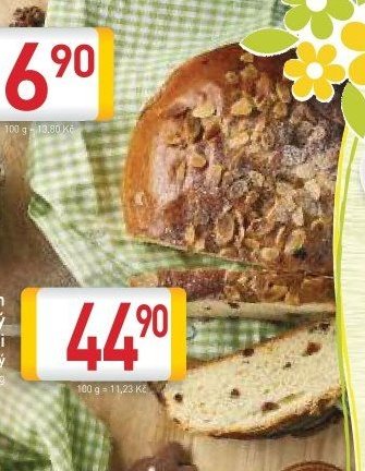 Mazanec s máslem s rozinkami sypaný mandlemi