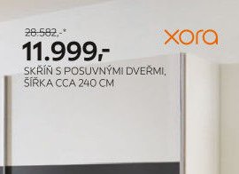 SKŘÍŇ S POSUVNÝMI DVEŘMI, ŠÍŘKA CCA 240 CM