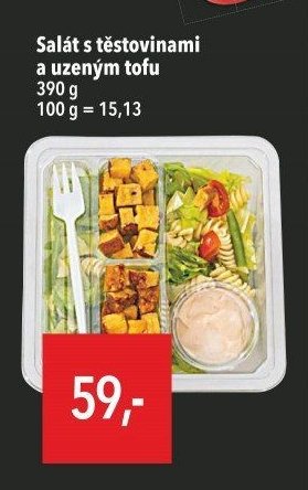 Salát s těstovinami a uzeným tofu