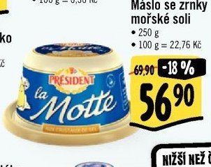 Máslo se zrnky mořské soli