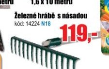 Železné hrábě s násadou