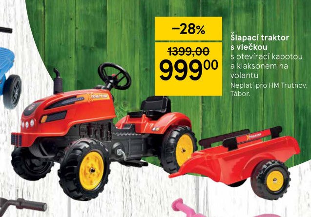 Šlapací traktor s vlečkou