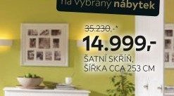 ŠATNÍ SKŘÍŇ, ŠÍŘKA CCA 253 CM