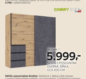 Skříň s posuvnými dveřmi
