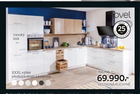 Vestavná kuchyně v briliantově bílé barvě
