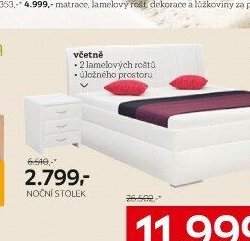 Noční stolek (uprostřed)