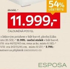 Čalouněná postel (uprostřed)