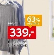 Pojízdný šatní věšák