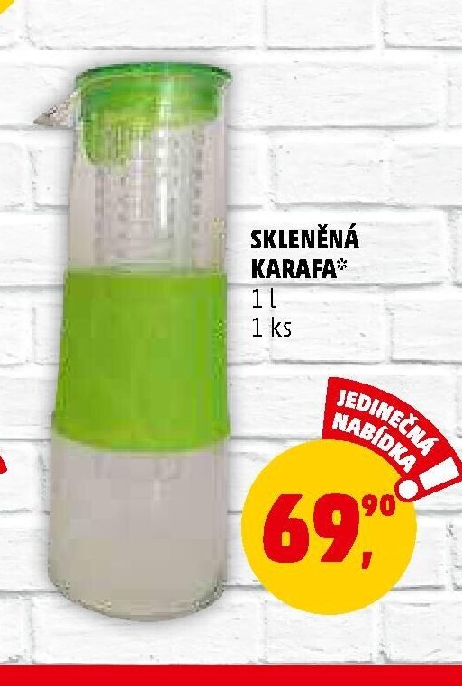 SKLENĚNÁ KARAFA