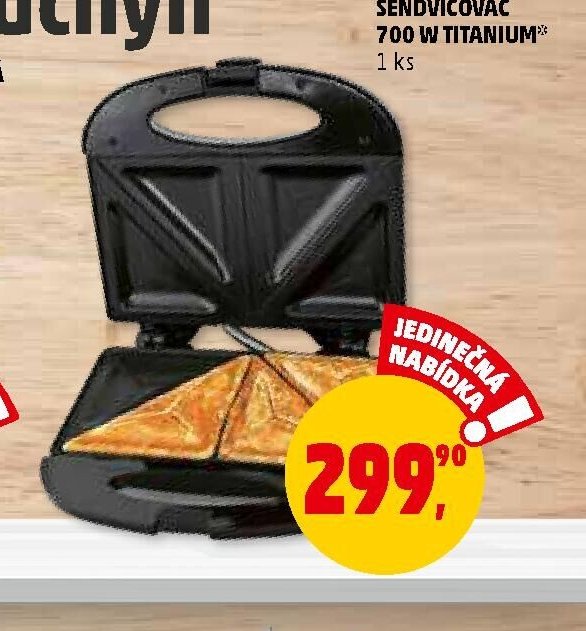 SENDVIČOVAČ 700 W TITANIUM