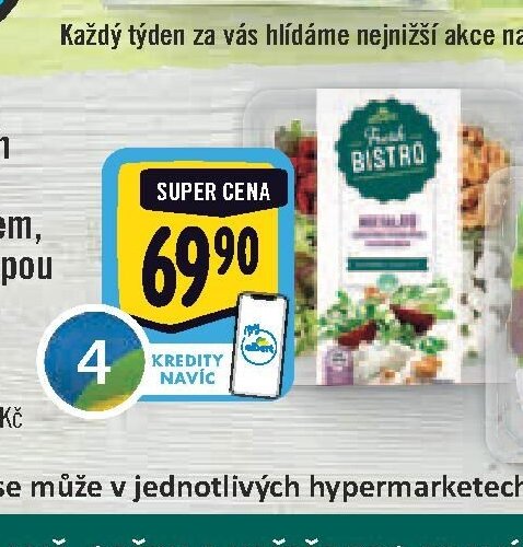 Mix listových salátů s kozím sýrem, červenou řepou a vlašskými ořechy