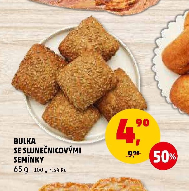 BULKA SE SLUNEČNICOVÝMI SEMÍNKY