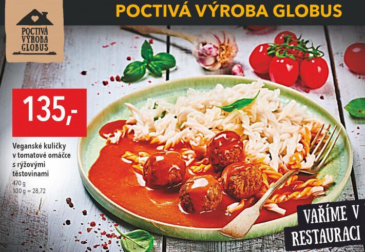 Veganské kuličky v tomatové omáčce s rýžovými těstovinami