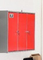 Skříň závěsná třídílná - UNI HOBBY akcniletaky.com
