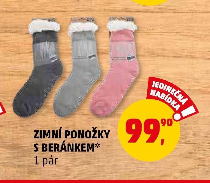 ZIMNÍ PONOŽKY S BERÁNKEM