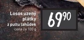 Losos uzený plátky z pultu lahůdek