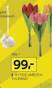Kytice umělých tulipánů