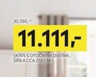 Skříň s otočnými dveřmi
