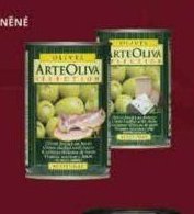 Zelené olivy plněné