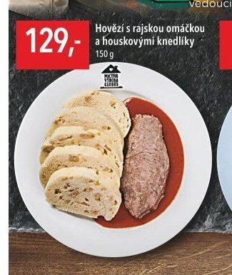Hovězí s rajskou omáčkou a houskovými knedlíky