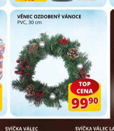 Věnec ozdobený vánoce