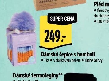 Dámská čepice s bambulí