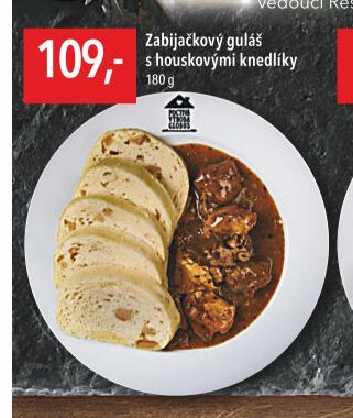Zabijačkový guláš s houskovými knedlíky