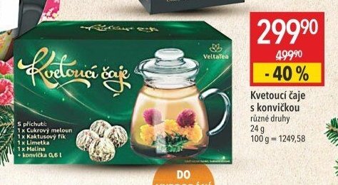 Kvetoucí čaje s konvičkou