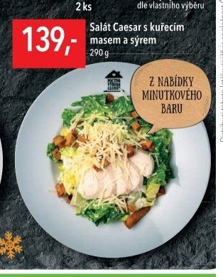 Salát Caesar s kuřecím masem a sýrem