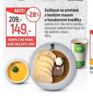 Svíčková na smetaně s hovězím masem a houskovými knedlíky