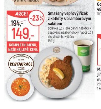 Smažený vepřový řízek s bramborovým salátem