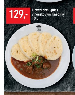 Hovězí pivní guláš s houskovými knedlíky
