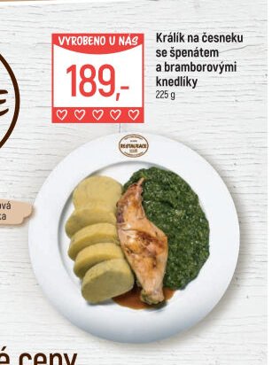 Králík na česneku se špenátem a bramborovými knedlíky