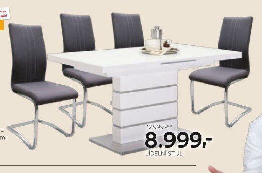 Jídelní stůl