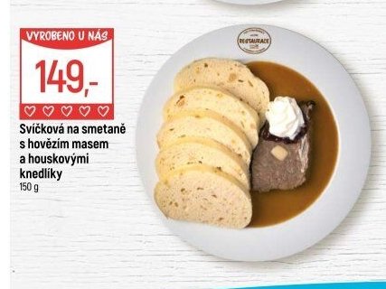 Svíčková na smetaně s hovězím masem a houskovými knedlíky