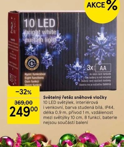 Světelný řetěz sněhové vločky, 10 LED světýlek, interiérová i venkovní, barva studená bílá, IP44, délka 0,9 m, přívod 1 m, vzdálenost mezi světýlky 10 cm, 8 funkcí, baterie nejsou součástí balení - Tesco akcniletaky.com