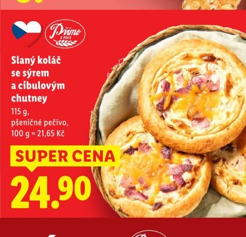 Slaný koláč se sýrem a cibulovým chutney