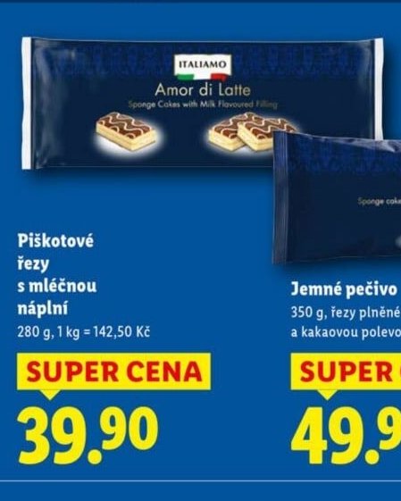 Piškotové řezy s mléčnou náplní