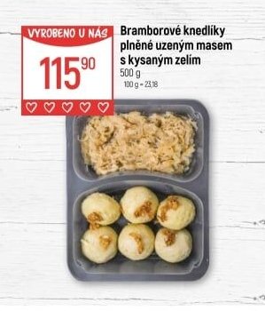 Bramborové knedlíky plněné uzeným masem s kysaným zelím