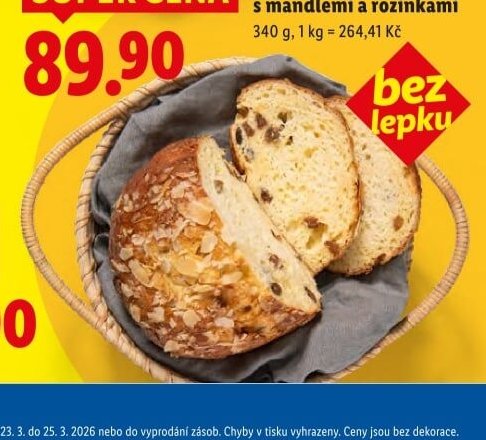 Bezlepkový mazanec s mandlemi a rozinkami