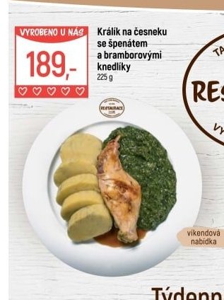 Králík na česneku se špenátem a bramborovými knedlíky