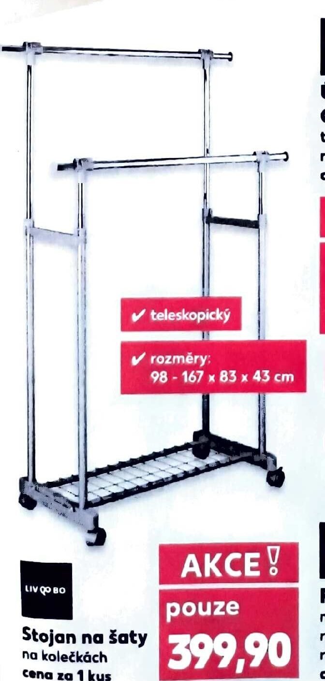 Stojan na šaty na kolečkách