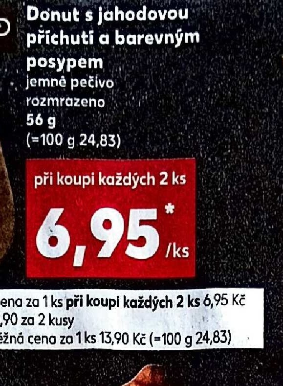 Donut s jahodovou příchutí a barevným posypem