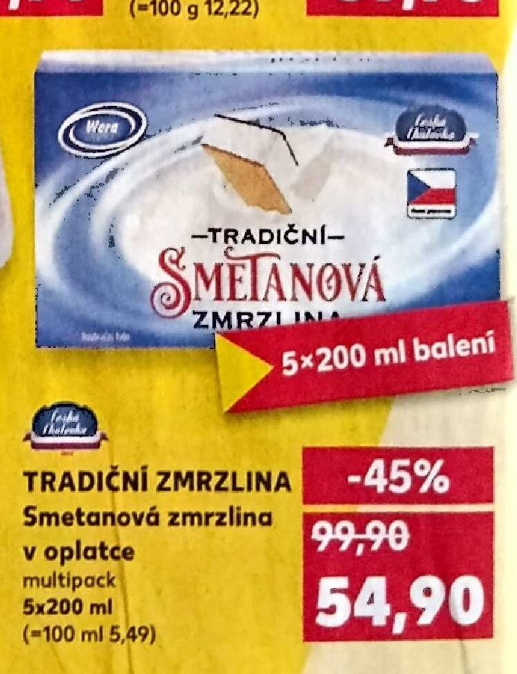 Tradiční smetanová zmrzlina v oplatce