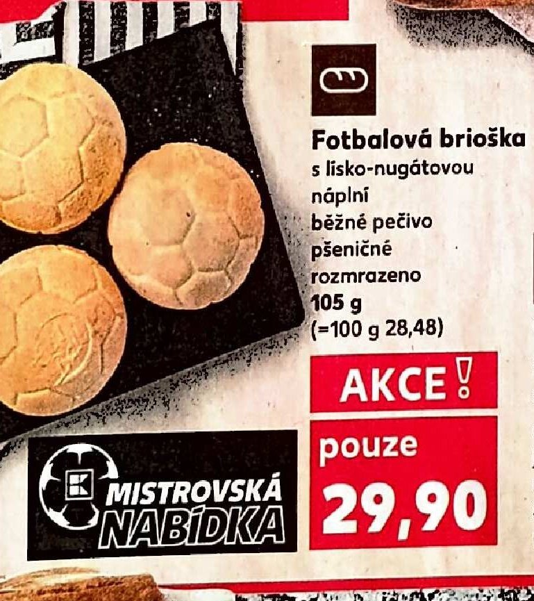 Fotbalová brioška s lísko-nugátovou náplní