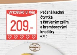 Pečená kachní čtvrtka s červeným zelím a bramborovými knedlíky