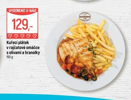 Kuřecí plátek v rajčatové omáčce s olivami a hranolky